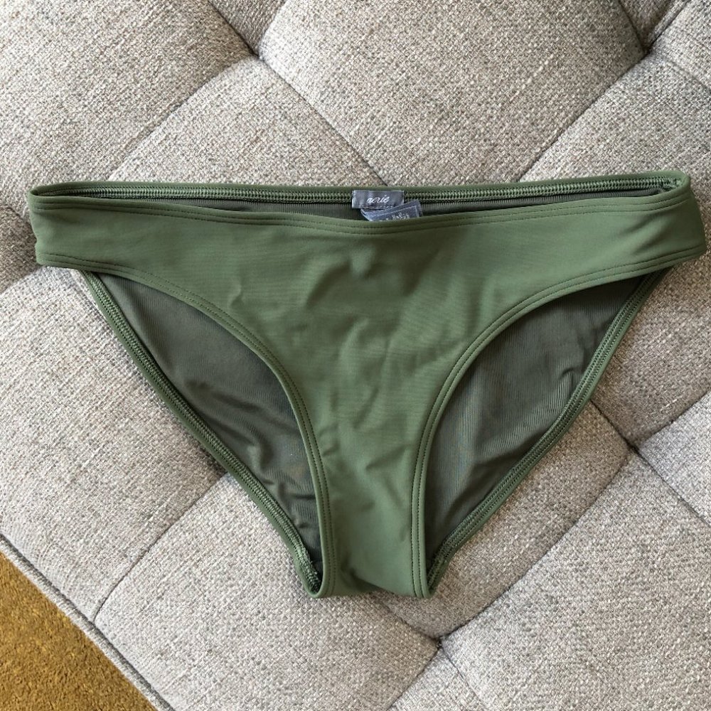 Bikini Bottom Aerie